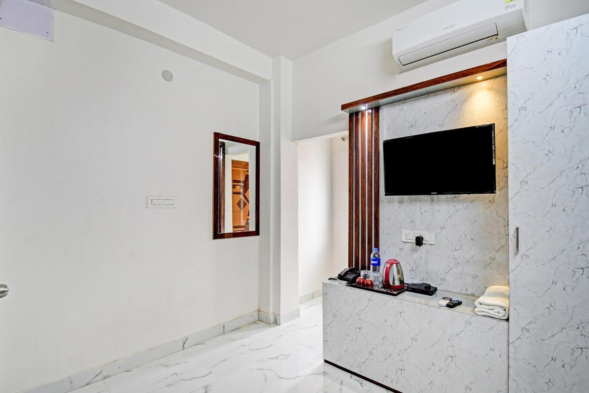 Hotel O Diamond Regency Near Birla Mandir Kalkata Exteriér fotografie